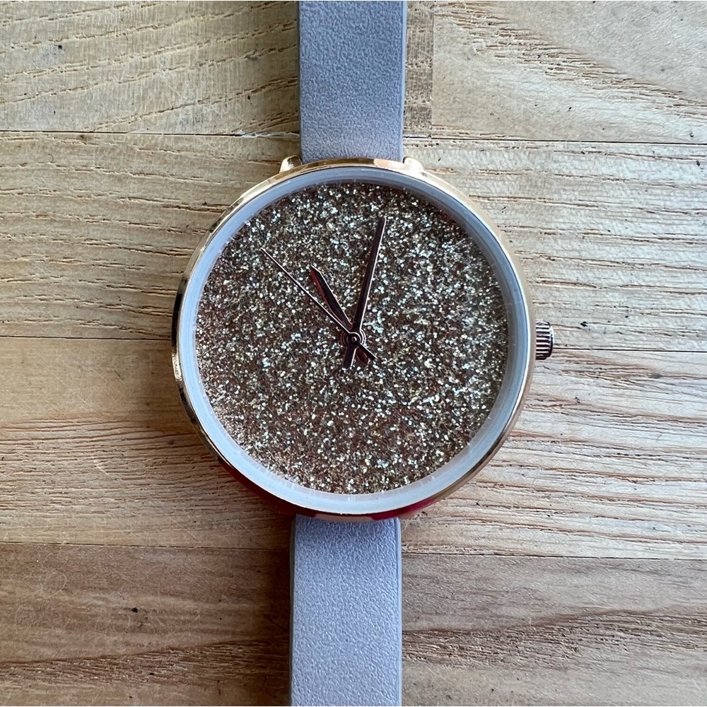 New York and co ladies round glitter fashion watch NEW BATTERY